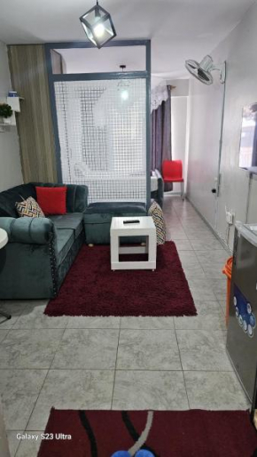 Pazoori Furnished Studio and 1 bedroom